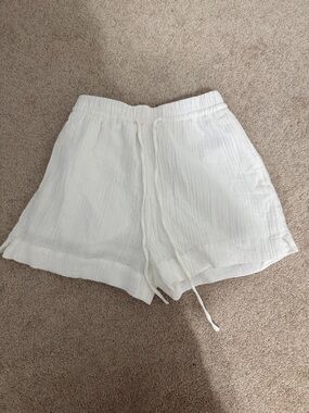 H&M White High-Waist Drawstring Linen Women’s Shorts